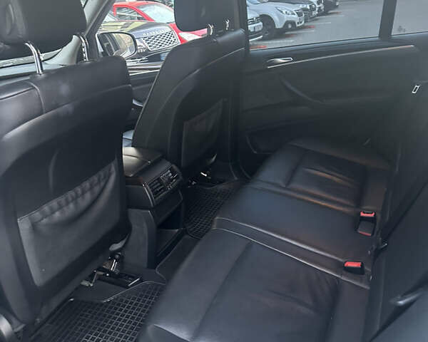 Білий БМВ Х5, об'ємом двигуна 2.99 л та пробігом 190 тис. км за 17500 $, фото 43 на Automoto.ua