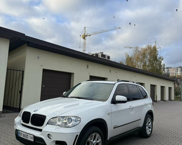 Белый БМВ Х5, объемом двигателя 2.99 л и пробегом 259 тыс. км за 16500 $, фото 35 на Automoto.ua