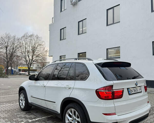 Белый БМВ Х5, объемом двигателя 2.99 л и пробегом 259 тыс. км за 16400 $, фото 60 на Automoto.ua