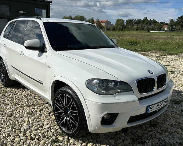 Белый БМВ Х5, объемом двигателя 2.98 л и пробегом 225 тыс. км за 11800 $, фото 2 на Automoto.ua