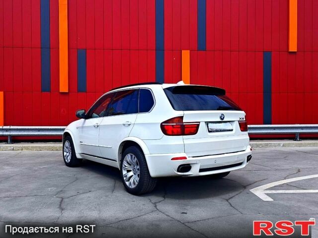 Білий БМВ Х5, об'ємом двигуна 3 л та пробігом 148 тис. км за 17000 $, фото 2 на Automoto.ua