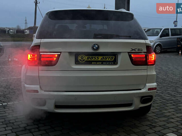 Белый БМВ Х5, объемом двигателя 3 л и пробегом 325 тыс. км за 13700 $, фото 5 на Automoto.ua