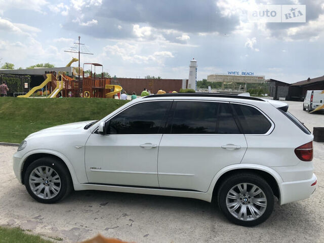 Белый БМВ Х5, объемом двигателя 3 л и пробегом 190 тыс. км за 17000 $, фото 10 на Automoto.ua