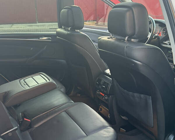 Білий БМВ Х5, об'ємом двигуна 3 л та пробігом 330 тис. км за 15200 $, фото 87 на Automoto.ua