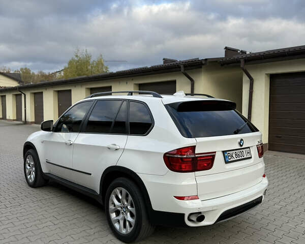 Белый БМВ Х5, объемом двигателя 2.99 л и пробегом 259 тыс. км за 16500 $, фото 79 на Automoto.ua