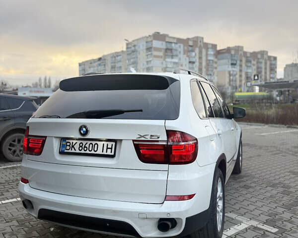 Белый БМВ Х5, объемом двигателя 2.99 л и пробегом 259 тыс. км за 16400 $, фото 39 на Automoto.ua