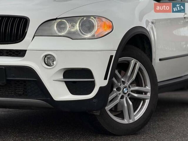 Білий БМВ Х5, об'ємом двигуна 2.98 л та пробігом 217 тис. км за 13950 $, фото 10 на Automoto.ua