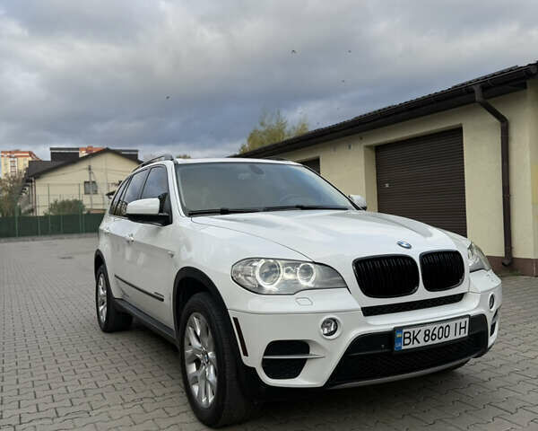 Білий БМВ Х5, об'ємом двигуна 2.99 л та пробігом 259 тис. км за 16000 $, фото 54 на Automoto.ua