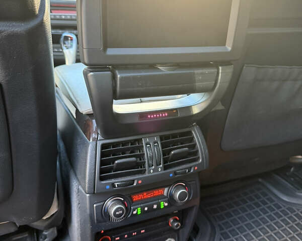 Білий БМВ Х5, об'ємом двигуна 2.99 л та пробігом 264 тис. км за 17500 $, фото 6 на Automoto.ua