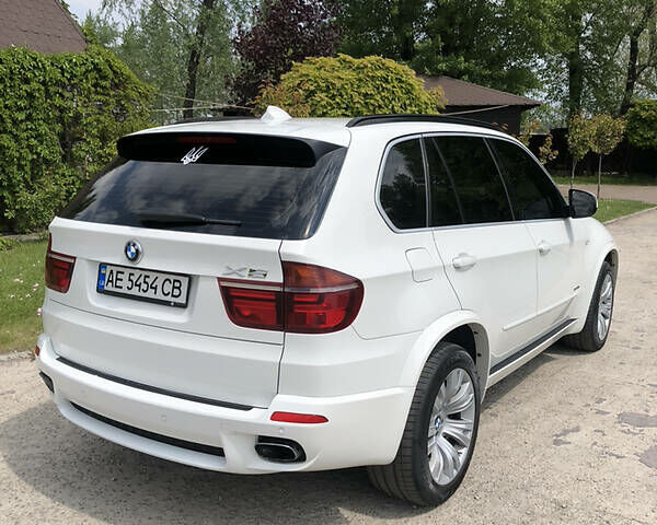 Белый БМВ Х5, объемом двигателя 3 л и пробегом 190 тыс. км за 17000 $, фото 14 на Automoto.ua