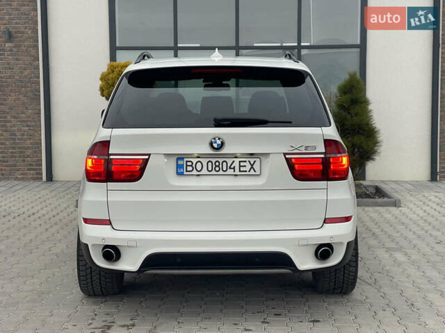 Белый БМВ Х5, объемом двигателя 2.99 л и пробегом 270 тыс. км за 19200 $, фото 16 на Automoto.ua