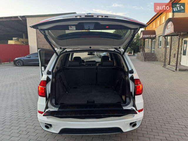 Білий БМВ Х5, об'ємом двигуна 3 л та пробігом 330 тис. км за 15500 $, фото 83 на Automoto.ua