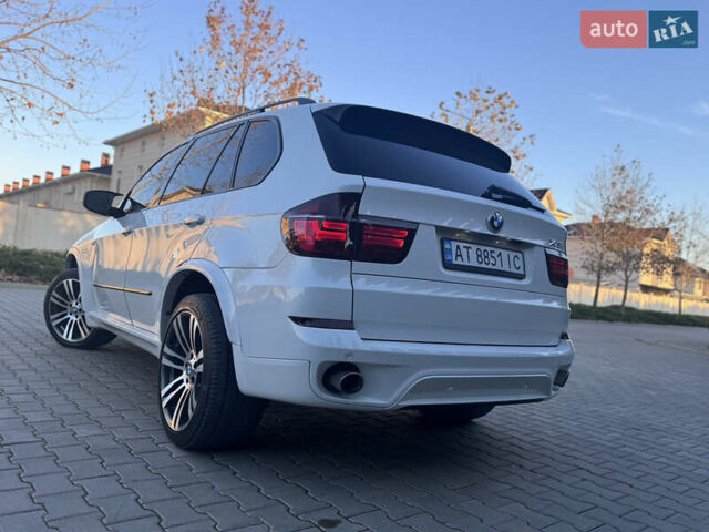 Белый БМВ Х5, объемом двигателя 3 л и пробегом 234 тыс. км за 15800 $, фото 35 на Automoto.ua