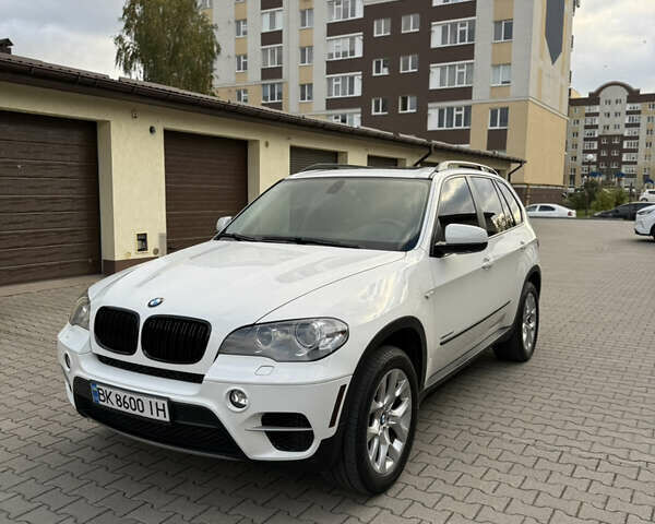 Белый БМВ Х5, объемом двигателя 2.99 л и пробегом 259 тыс. км за 16500 $, фото 94 на Automoto.ua