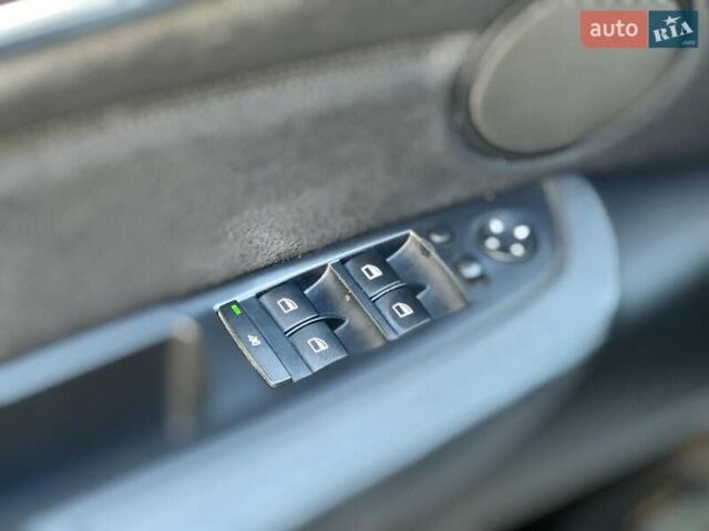 Белый БМВ Х5, объемом двигателя 3 л и пробегом 263 тыс. км за 17490 $, фото 14 на Automoto.ua