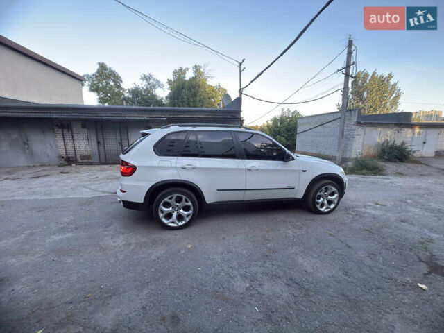 Белый БМВ Х5, объемом двигателя 3.5 л и пробегом 315 тыс. км за 18000 $, фото 13 на Automoto.ua