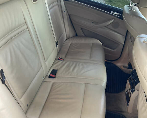 Белый БМВ Х5, объемом двигателя 2.98 л и пробегом 228 тыс. км за 13999 $, фото 37 на Automoto.ua