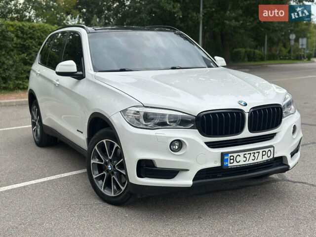 Белый БМВ Х5, объемом двигателя 3 л и пробегом 185 тыс. км за 26300 $, фото 2 на Automoto.ua