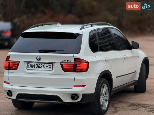 Білий БМВ Х5, об'ємом двигуна 2.98 л та пробігом 234 тис. км за 14800 $, фото 5 на Automoto.ua