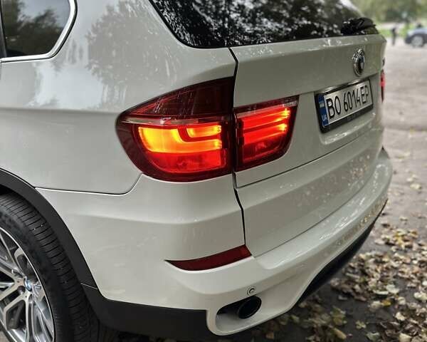 БМВ Х5 2013 в Тернополе на Automoto.ua Белый БМВ Х5, объемом двигателя 2.98 л и пробегом 222 тыс. км за 16666 $, фото 8 на Automoto.ua