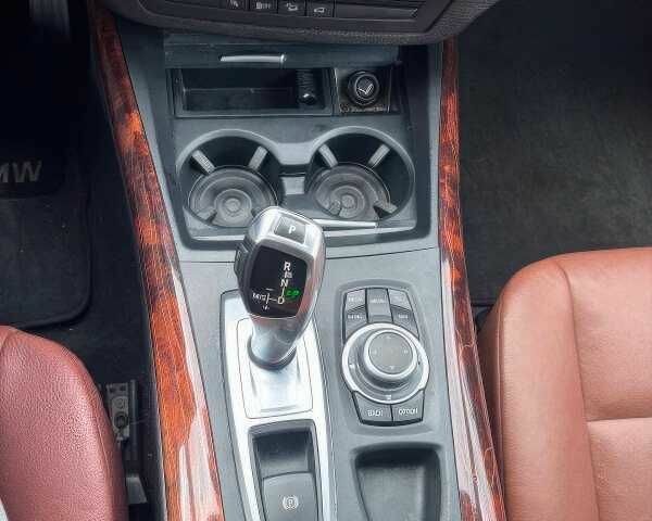 Белый БМВ Х5, объемом двигателя 3 л и пробегом 145 тыс. км за 7200 $, фото 17 на Automoto.ua