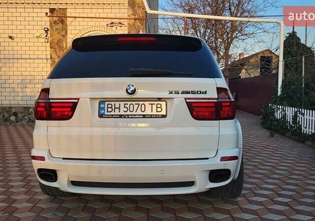 Белый БМВ Х5, объемом двигателя 2.99 л и пробегом 195 тыс. км за 30000 $, фото 20 на Automoto.ua