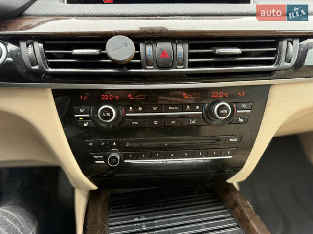 Білий БМВ Х5, об'ємом двигуна 3 л та пробігом 227 тис. км за 13900 $, фото 34 на Automoto.ua