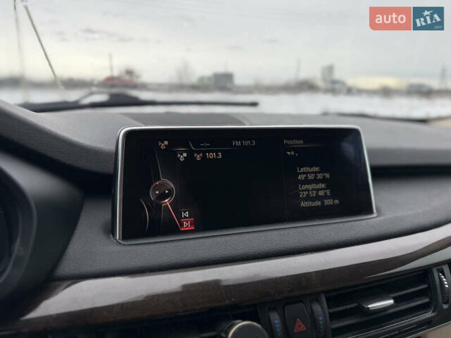 Білий БМВ Х5, об'ємом двигуна 3 л та пробігом 227 тис. км за 13900 $, фото 33 на Automoto.ua