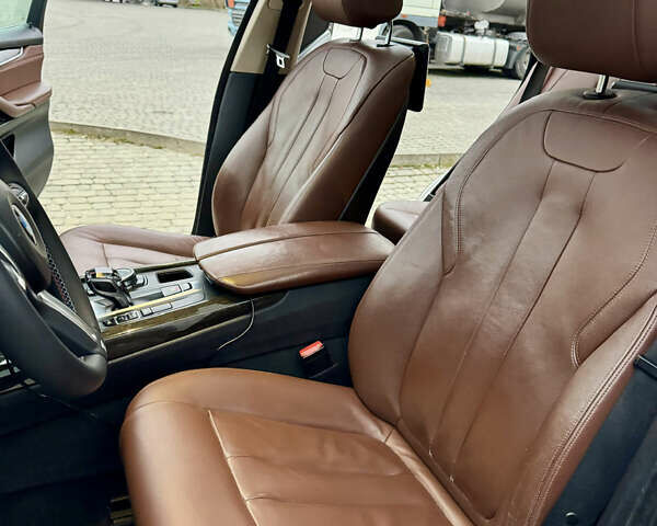 Білий БМВ Х5, об'ємом двигуна 2.98 л та пробігом 245 тис. км за 18900 $, фото 31 на Automoto.ua