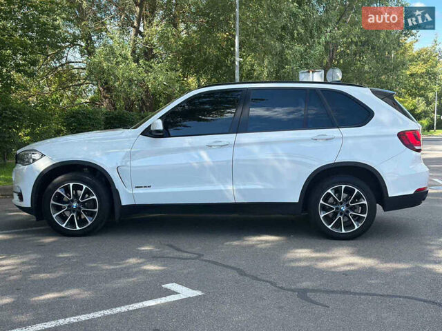 Белый БМВ Х5, объемом двигателя 3 л и пробегом 185 тыс. км за 26300 $, фото 5 на Automoto.ua