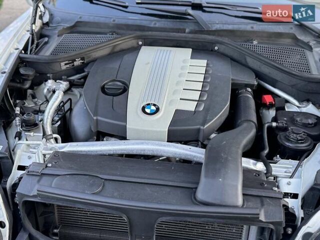 Білий БМВ Х5, об'ємом двигуна 2.99 л та пробігом 142 тис. км за 23999 $, фото 32 на Automoto.ua