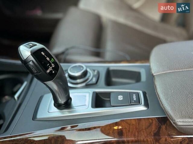 Білий БМВ Х5, об'ємом двигуна 2.99 л та пробігом 142 тис. км за 23999 $, фото 22 на Automoto.ua