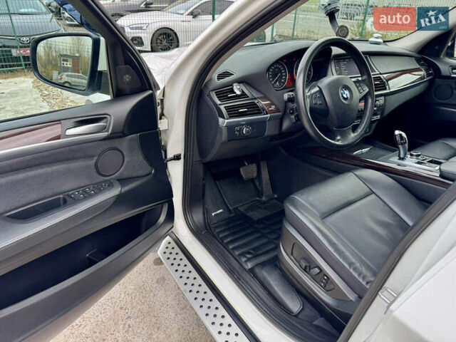 Білий БМВ Х5, об'ємом двигуна 3 л та пробігом 162 тис. км за 22500 $, фото 9 на Automoto.ua