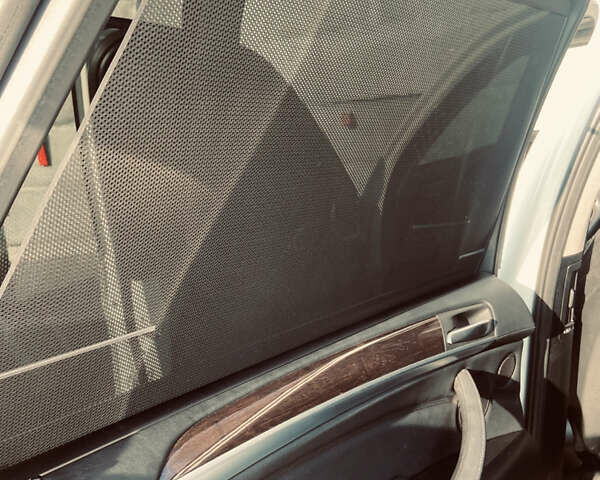 Белый БМВ Х5, объемом двигателя 2.98 л и пробегом 141 тыс. км за 16300 $, фото 14 на Automoto.ua