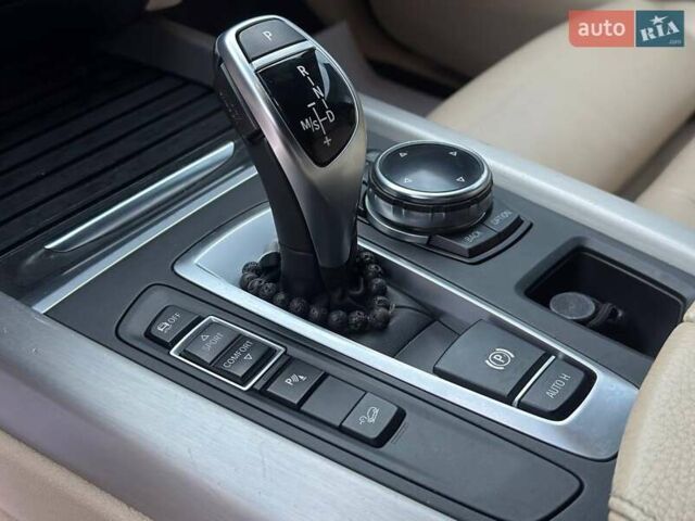 БМВ Х5 2013 в Львове на Automoto.ua Белый БМВ Х5, объемом двигателя 3 л и пробегом 150 тыс. км за 25300 $, фото 16 на Automoto.ua