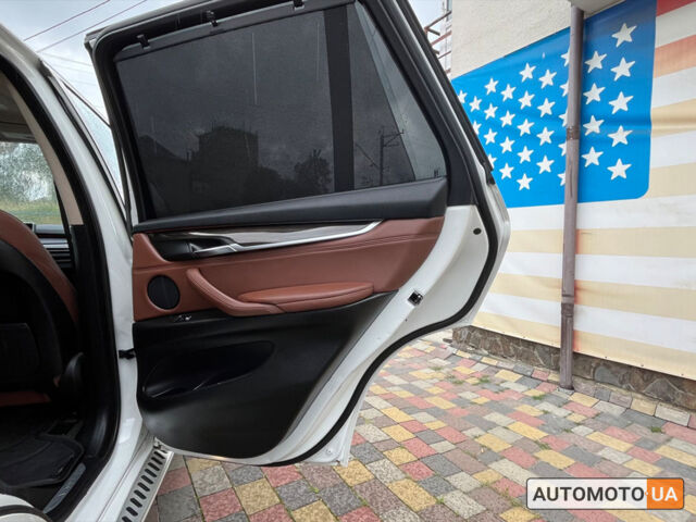 Білий БМВ Х5, об'ємом двигуна 3 л та пробігом 235 тис. км за 23700 $, фото 28 на Automoto.ua