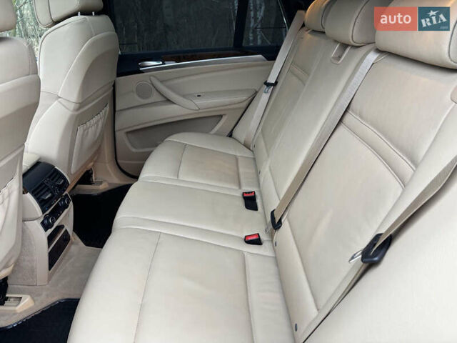 Білий БМВ Х5, об'ємом двигуна 3 л та пробігом 165 тис. км за 20500 $, фото 43 на Automoto.ua
