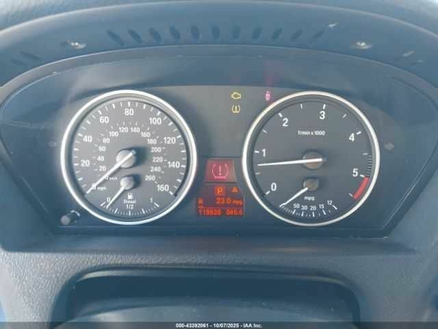 Белый БМВ Х5, объемом двигателя 0 л и пробегом 119 тыс. км за 2500 $, фото 6 на Automoto.ua