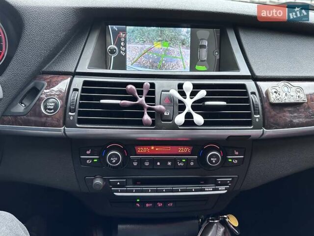 БМВ Х5 2013 в Тернополе на Automoto.ua Белый БМВ Х5, объемом двигателя 2.98 л и пробегом 222 тыс. км за 16666 $, фото 19 на Automoto.ua