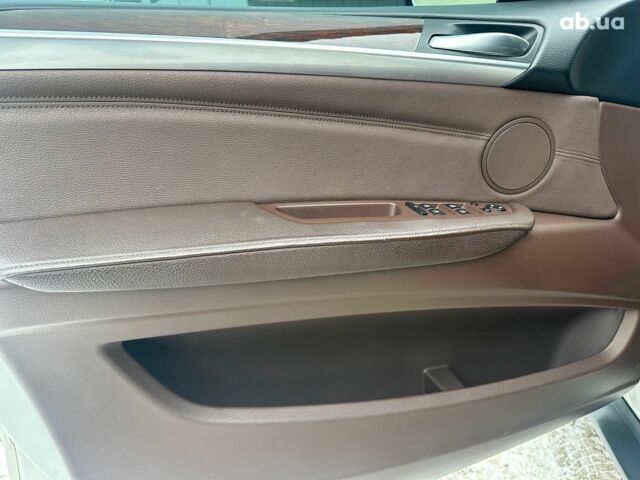 Білий БМВ Х5, об'ємом двигуна 3 л та пробігом 172 тис. км за 14990 $, фото 20 на Automoto.ua