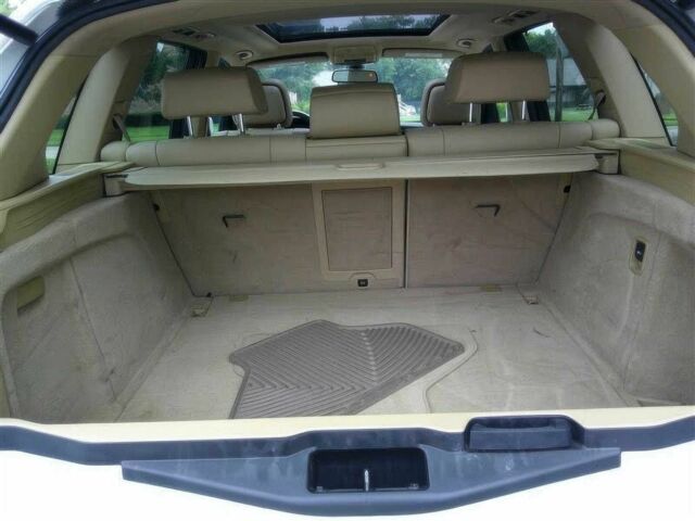 Белый БМВ Х5, объемом двигателя 3 л и пробегом 105 тыс. км за 3000 $, фото 10 на Automoto.ua