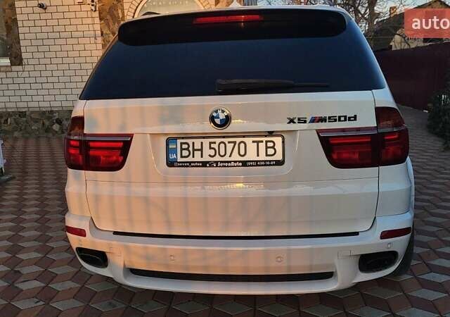 Белый БМВ Х5, объемом двигателя 2.99 л и пробегом 195 тыс. км за 30000 $, фото 23 на Automoto.ua