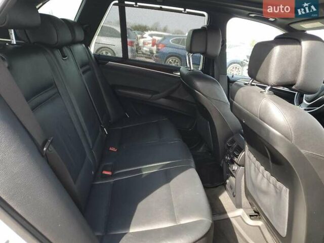 Белый БМВ Х5, объемом двигателя 3 л и пробегом 152 тыс. км за 2000 $, фото 10 на Automoto.ua