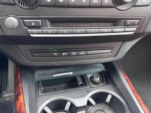Белый БМВ Х5, объемом двигателя 3 л и пробегом 145 тыс. км за 7200 $, фото 19 на Automoto.ua