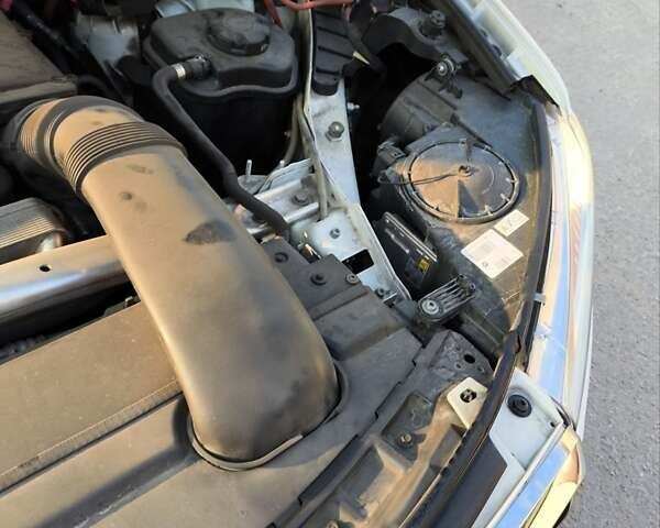 Белый БМВ Х5, объемом двигателя 3 л и пробегом 210 тыс. км за 18900 $, фото 26 на Automoto.ua