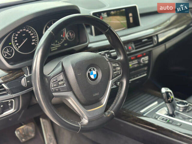 Белый БМВ Х5, объемом двигателя 3 л и пробегом 185 тыс. км за 26300 $, фото 13 на Automoto.ua
