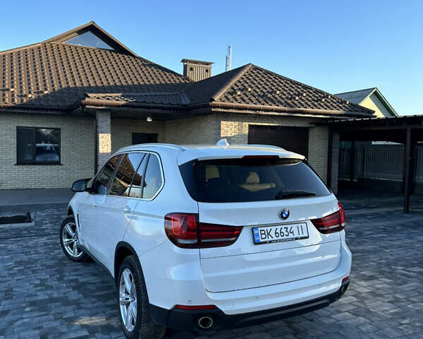 Белый БМВ Х5, объемом двигателя 2.99 л и пробегом 290 тыс. км за 22900 $, фото 11 на Automoto.ua