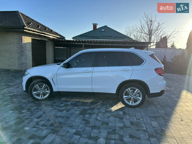 Белый БМВ Х5, объемом двигателя 2.99 л и пробегом 290 тыс. км за 22900 $, фото 13 на Automoto.ua