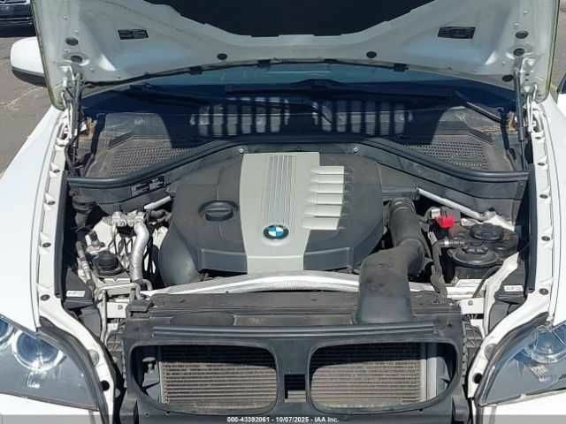 Белый БМВ Х5, объемом двигателя 0 л и пробегом 119 тыс. км за 2500 $, фото 9 на Automoto.ua