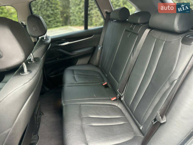 Белый БМВ Х5, объемом двигателя 3 л и пробегом 185 тыс. км за 26300 $, фото 25 на Automoto.ua